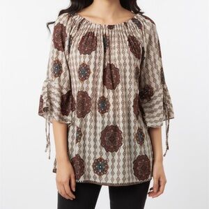 WinWin Boho Western Patterned Blouse Small-Medium Draped Tie Sleeves